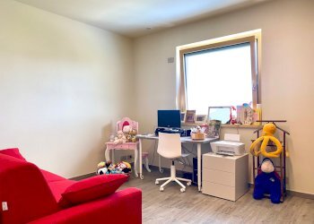 015.jpg - Villa Località Coste Baraccone 5, Serravalle Langhe - foto 16