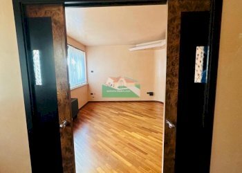 PHOTO-2025-11-13-11-18-21 2.jpg - Ufficio DESTRO CANALE MOLINETTO, Ravenna - foto 7