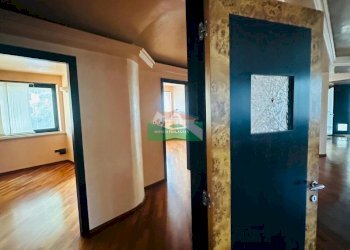 PHOTO-2025-11-13-11-18-26 2.jpg - Ufficio DESTRO CANALE MOLINETTO, Ravenna - foto 15