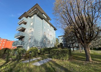 Three-room apartment Via Guido Rossa, Bussero - photo 1