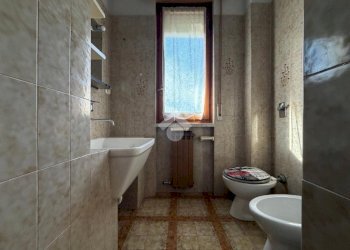 Three-room apartment Via Guido Rossa, Bussero - photo 13