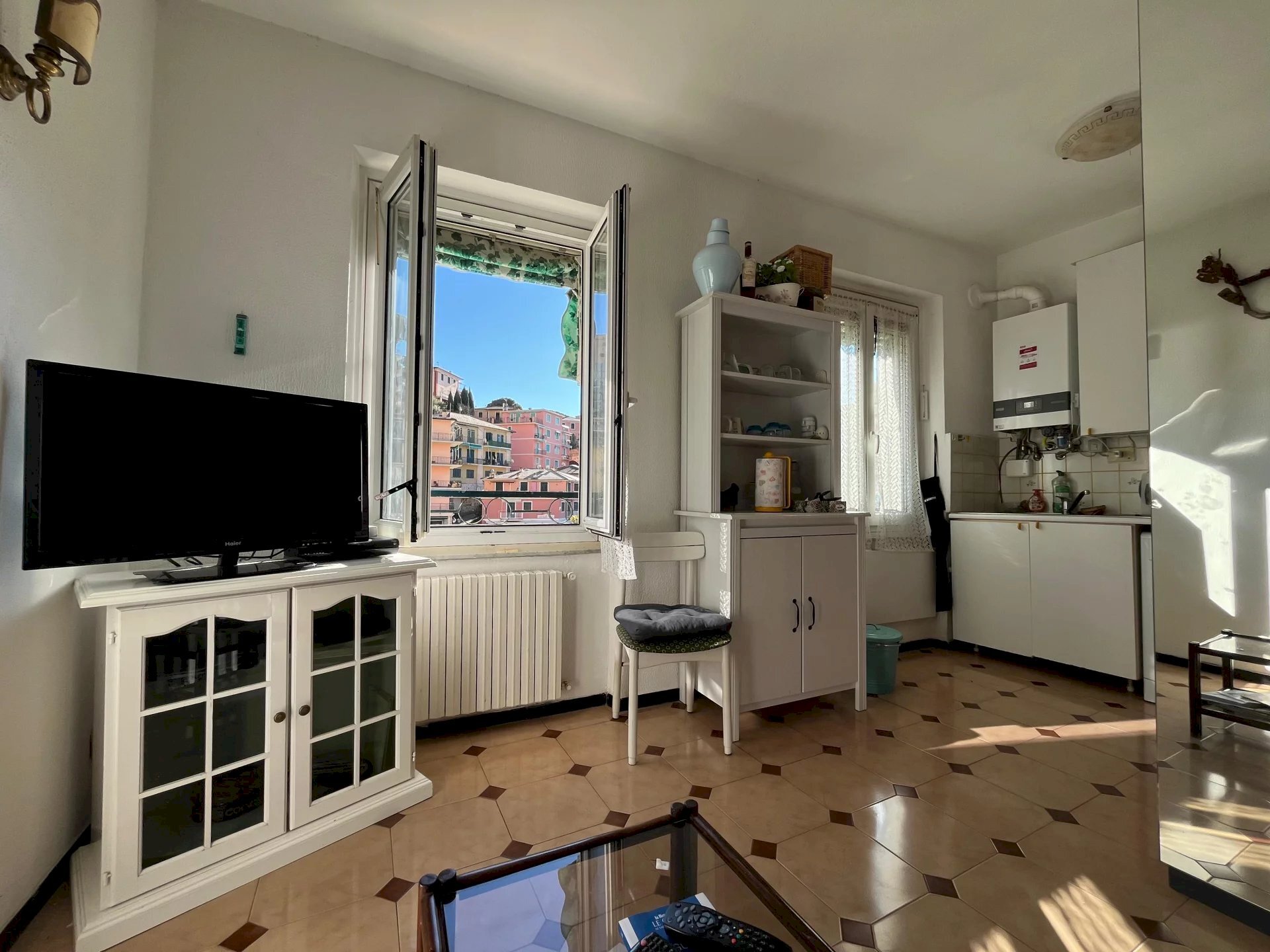 Soggiorno con cottura - Trilocale Zoagli - foto 1