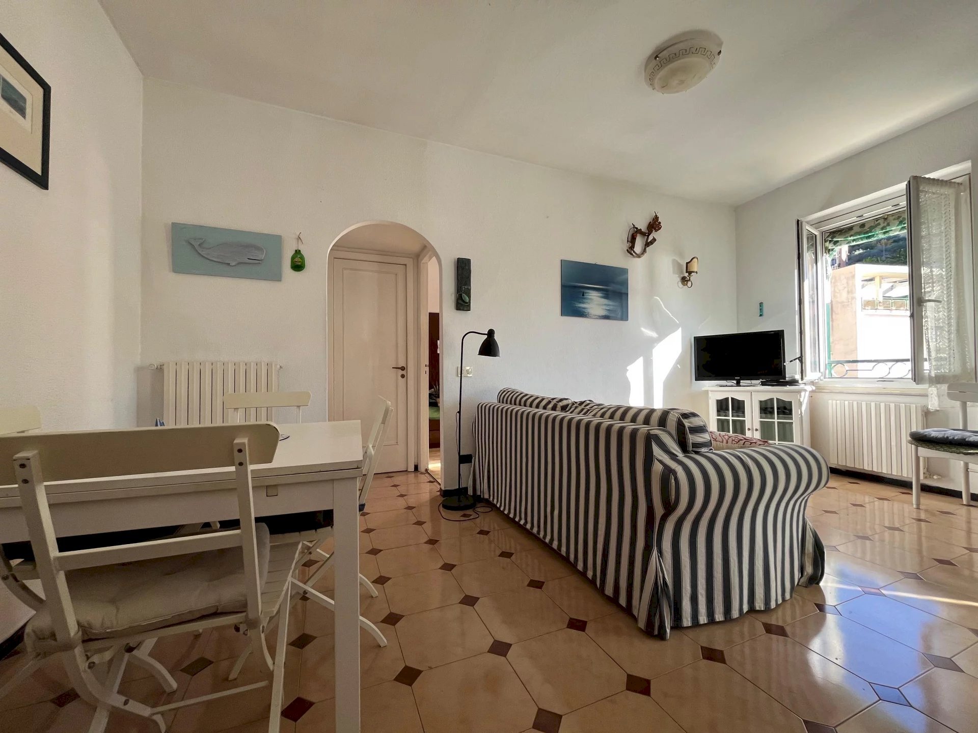 Soggiorno con cottura - Trilocale Zoagli - foto 3