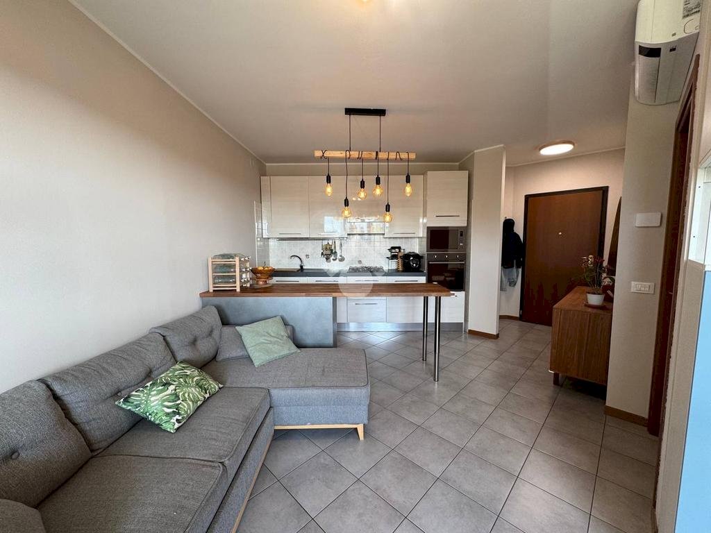 Appartamento Via Corrado Alvaro, Trezzano Rosa - foto 2