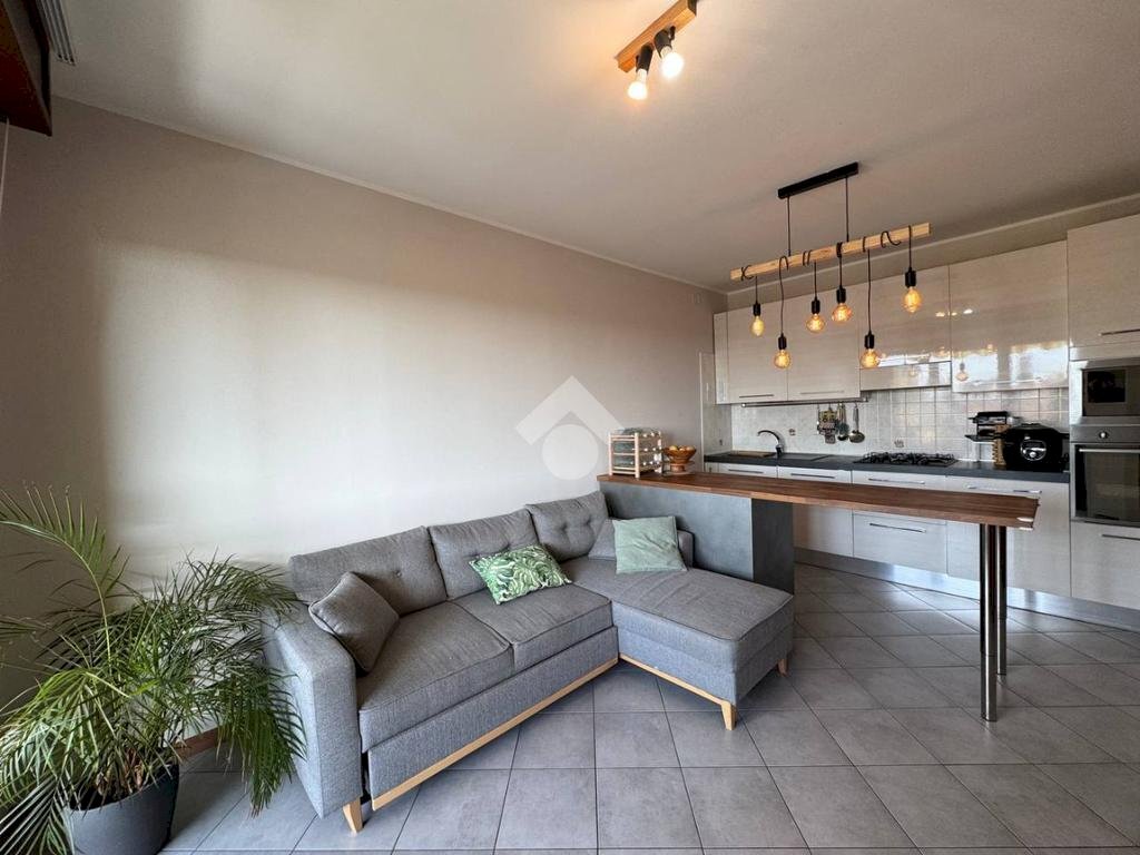 Appartamento Via Corrado Alvaro, Trezzano Rosa - foto 3