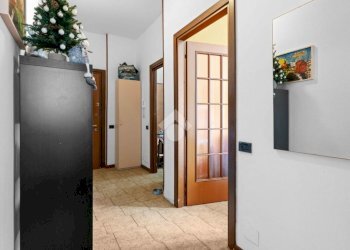 Two-room apartment Via Giuseppe Mazzini, Trezzano sul Naviglio - photo 10