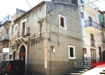 Casa indipendente via Bixio, Scicli - foto 1