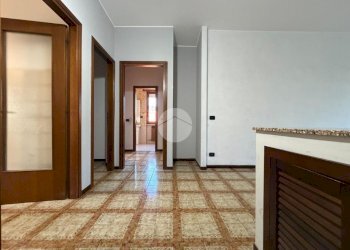 Three-room apartment Via Guido Rossa, Bussero - photo 10