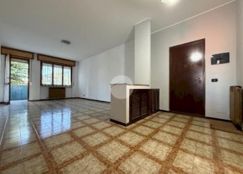 Three-room apartment Via Guido Rossa, Bussero - photo 12