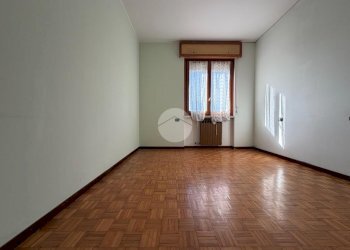 Three-room apartment Via Guido Rossa, Bussero - photo 24