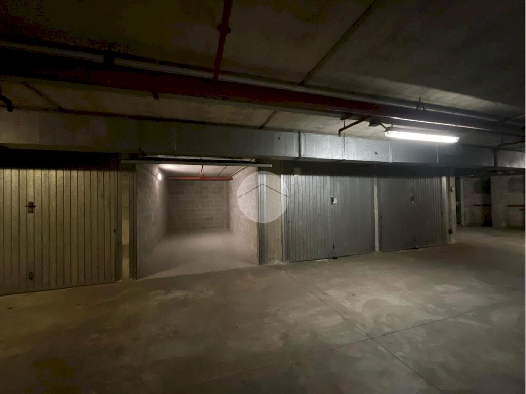 Box Via XXV Aprile, Bresso - foto 1