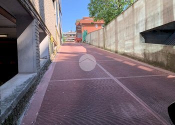 Box Via XXV Aprile, Bresso - foto 18