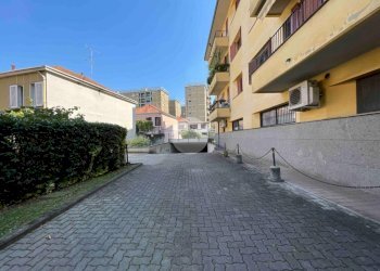 Box Via Vittorio Veneto, Bresso - foto 24