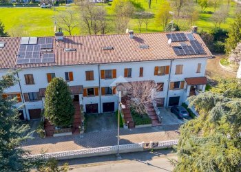 Villa a Schiera via Fornace, Sant'Ilario d'Enza - foto 1