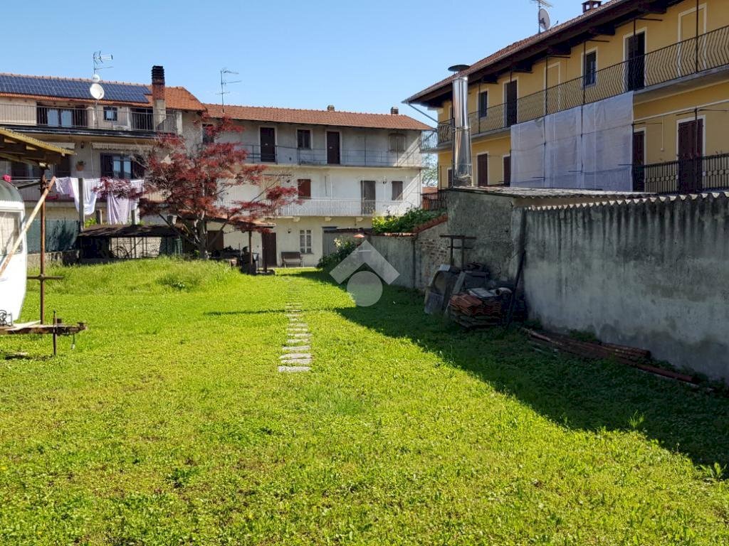 Casa indipendente Via veneto, Divignano - foto 2