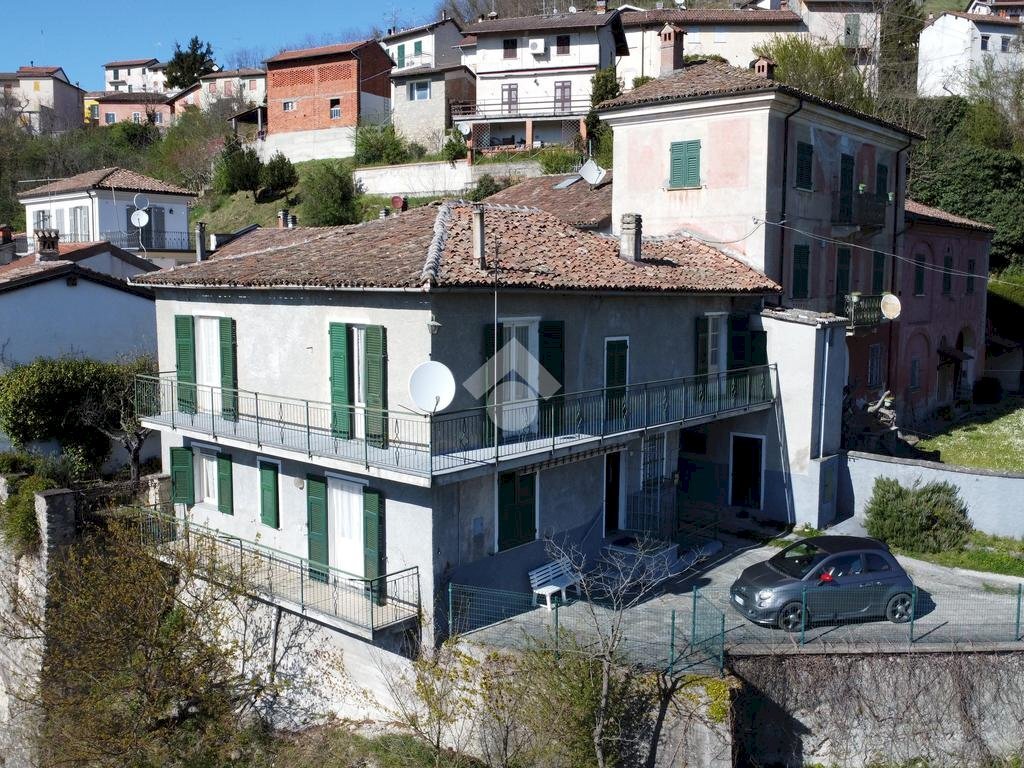 Casa semi indipendente Via Genova, Parodi Ligure - foto 1