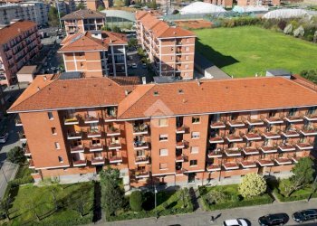 Three-room apartment Viale risorgimento, Bra - photo 1