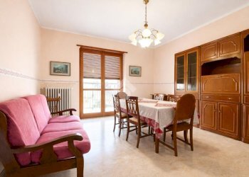 Three-room apartment Viale risorgimento, Bra - photo 9