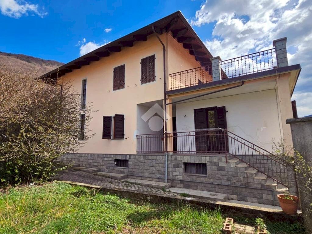 Semi-detached house Via nazionale, Villar Perosa - photo 1