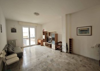 Quadrilocale Via San Felice, Bologna (zona Centro Storico) - foto 1