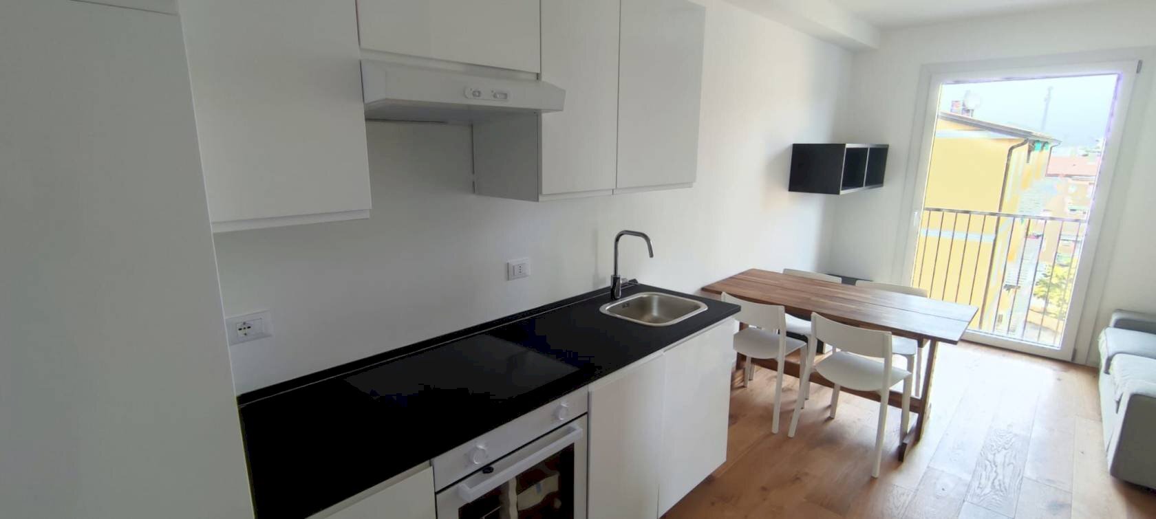 Bilocale Via Alfredo Calzolari, 34, Bologna (zona Bolognina) - foto 1