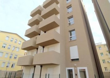 Bilocale Via Alfredo Calzolari, 34, Bologna (zona Bolognina) - foto 11