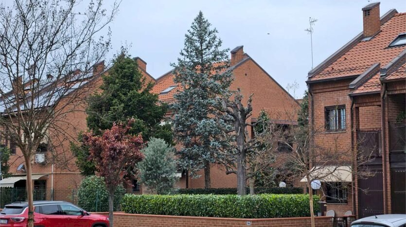 Villa Modena - foto 1
