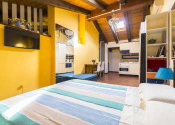 Monolocale Via Galliera, 18, Bologna (zona Centro Storico) - foto 2