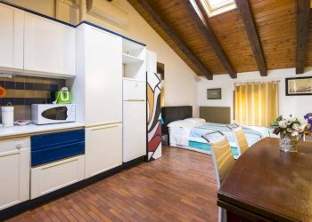 Monolocale Via Galliera, 18, Bologna (zona Centro Storico) - foto 10