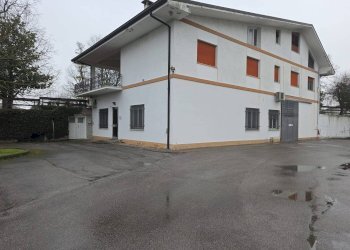 Capannone Via dei Tigli, 9, Cento - foto 2