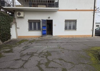 Capannone Via dei Tigli, 9, Cento - foto 3