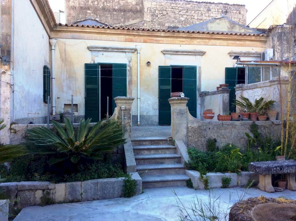 Villa via Candelieri, Modica - foto 1