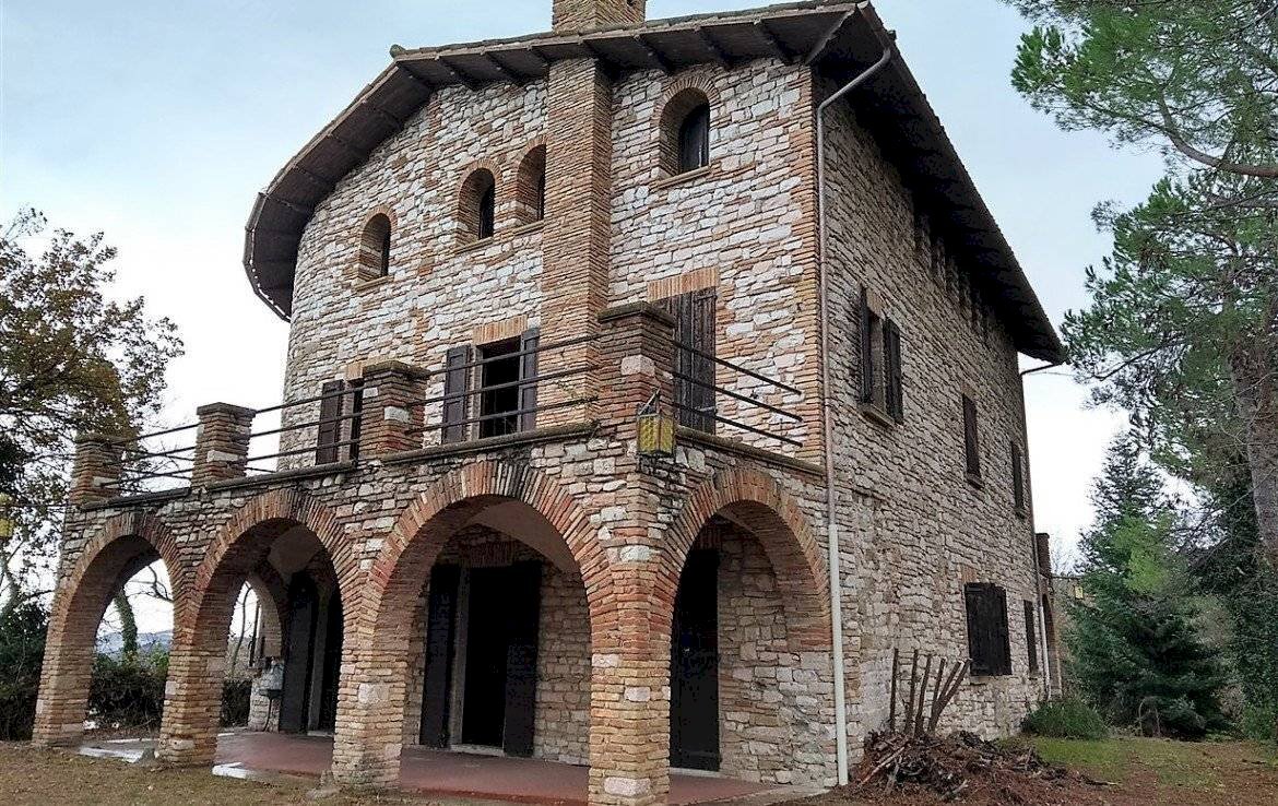 Villa Località Pantana, Pergola - foto 1