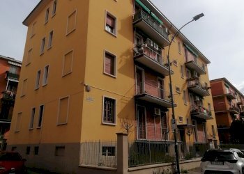 Trilocale via Giorgio Vasari, 21, Bologna (zona Bolognina) - foto 1