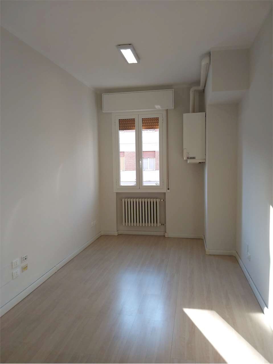 Ufficio Modena (zona San Faustino) - foto 3