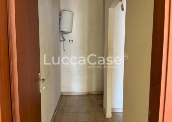 Locale Commerciale Lucca (zona San Marco) - foto 8