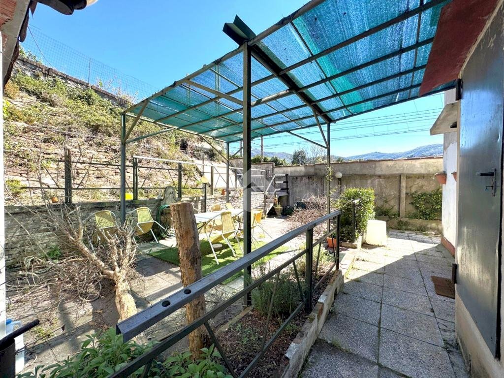 Casa indipendente Via Monfenera, Genova (zona Bolzaneto) - foto 1