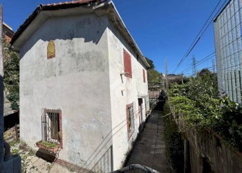 Casa indipendente Via Monfenera, Genova (zona Bolzaneto) - foto 2