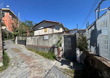 Casa indipendente Via Monfenera, Genova (zona Bolzaneto) - foto 22