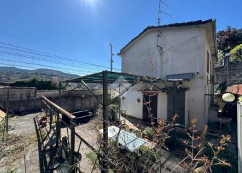 Casa indipendente Via Monfenera, Genova (zona Bolzaneto) - foto 23