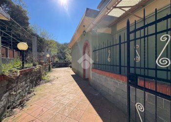 Quadrilocale Via Graziella Giuffrida, Genova (zona Bolzaneto) - foto 1