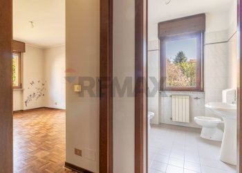 Two-room apartment via De Amicis, 34
Biella, hamlet Chiavazza, Biella - photo 20
