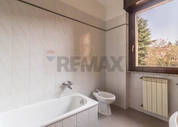 Two-room apartment via De Amicis, 34
Biella, hamlet Chiavazza, Biella - photo 23
