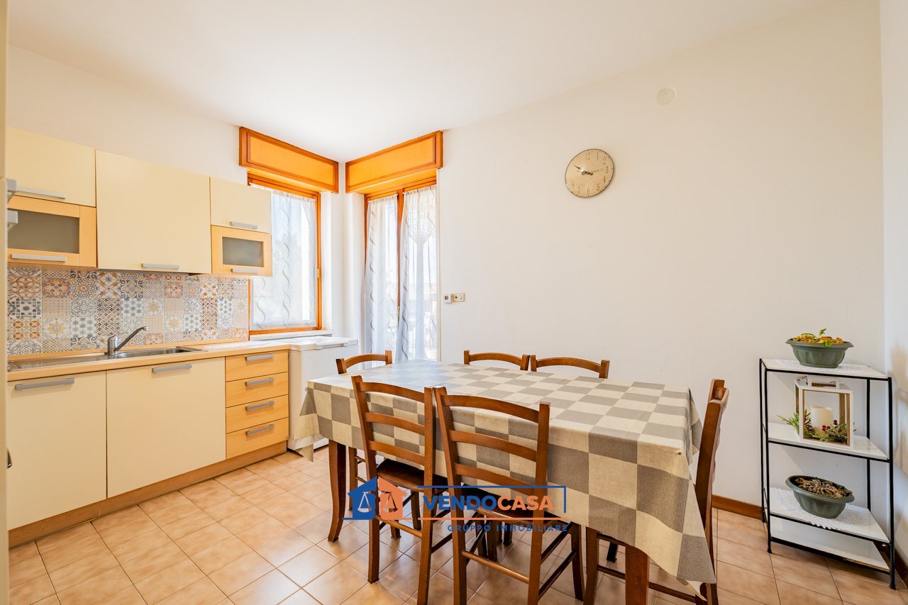 Three-room apartment Centallo - photo 3