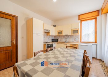 Three-room apartment Centallo - photo 4