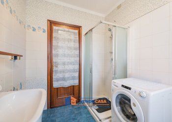 Three-room apartment Centallo - photo 13