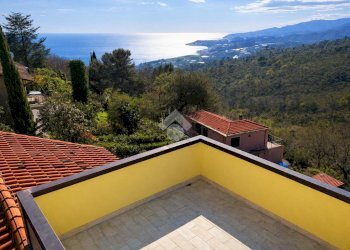 Porzione di casa Strada S. Antonio, Cipressa - foto 2