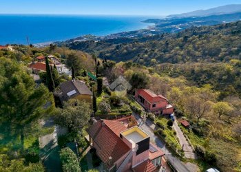 Porzione di casa Strada S. Antonio, Cipressa - foto 3