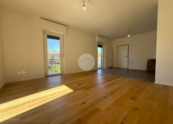 Trilocale Corso Massimo D'Azeglio, Ivrea - foto 2