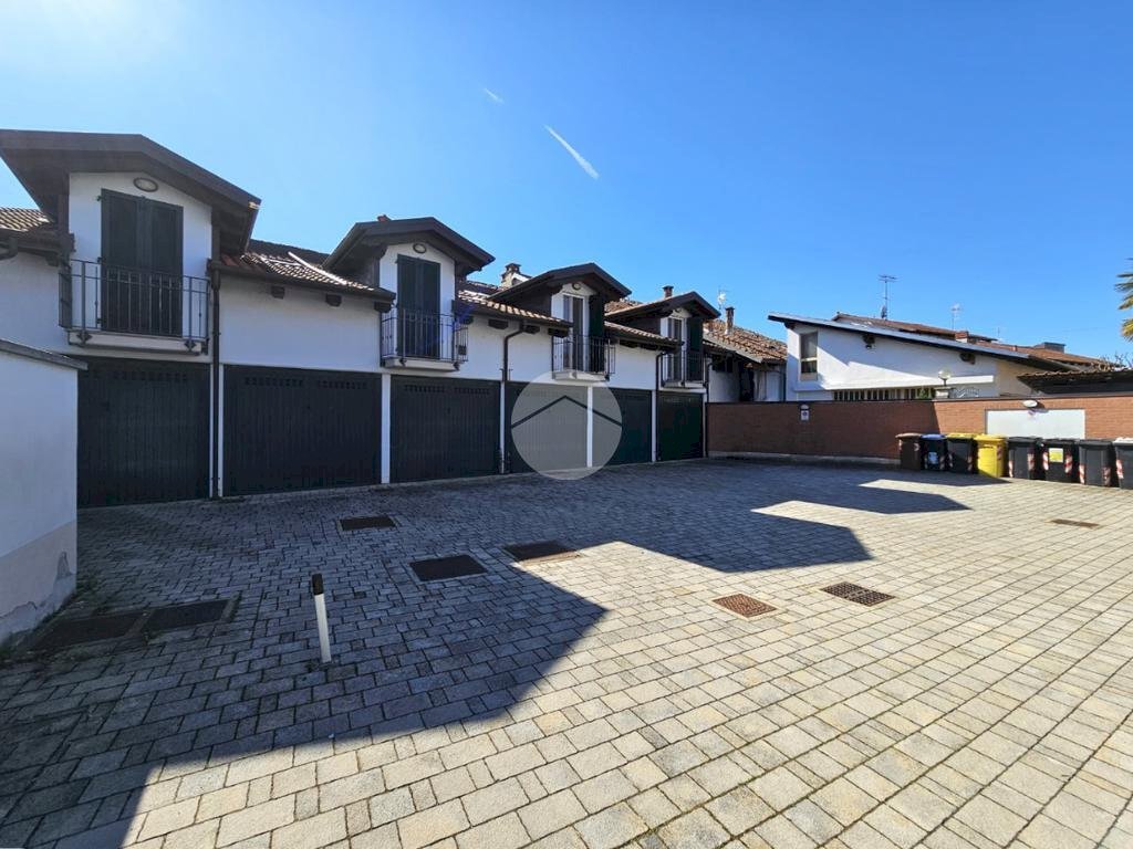 Three-room apartment Via San Antonio, Torrazza Piemonte - photo 3